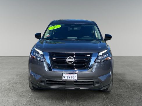 Used 2025 Nissan Pathfinder S w/ Cargo Package FWD image 8