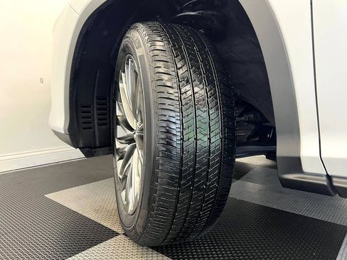 Used 2022 Lexus RX 450h AWD w/ Luxury Package image 29