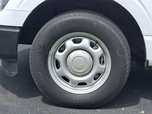 Certified 2022 Ford F150 XL w/ Equipment Group 101A High RWD image 8
