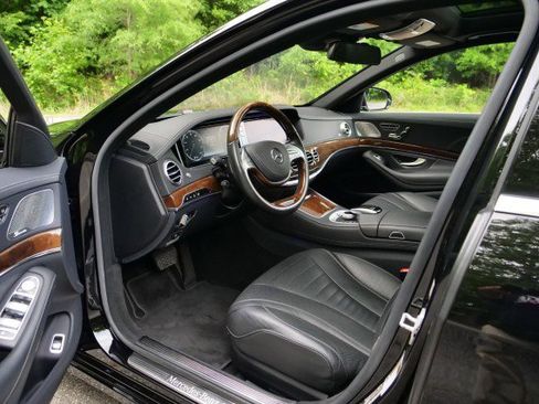 Used 2015 Mercedes-Benz S 550 4MATIC Sedan image 29