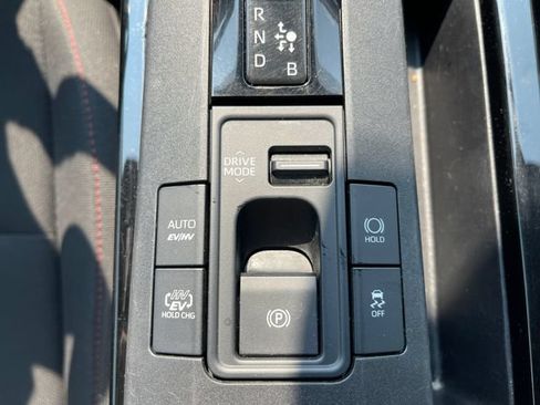 Used 2023 Toyota Prius Prime FWD image 22