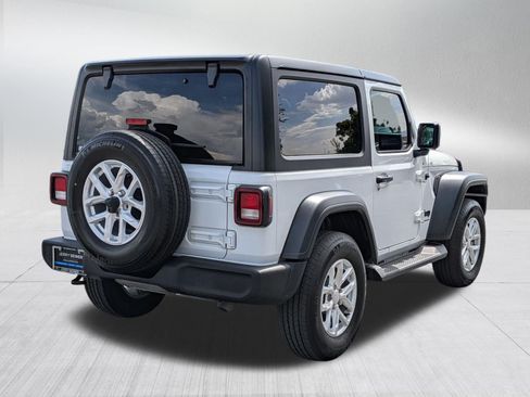 Used 2023 Jeep Wrangler Sport AWD/4WD image 5