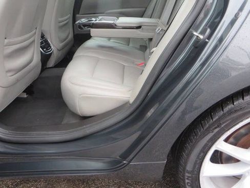 Used 2015 Cadillac XTS Premium image 13