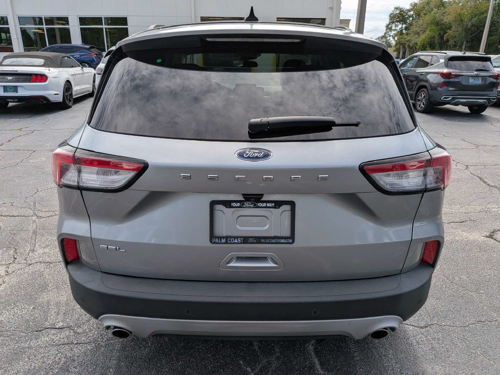 Used 2022 Ford Escape SEL FWD image 5