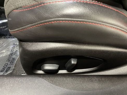 Used 2019 Chevrolet Camaro ZL1 image 12