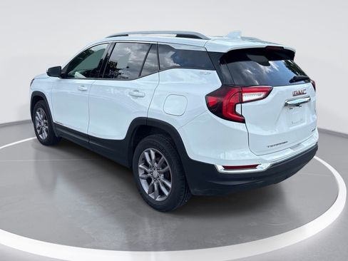 Used 2024 GMC Terrain SLT AWD/4WD image 6