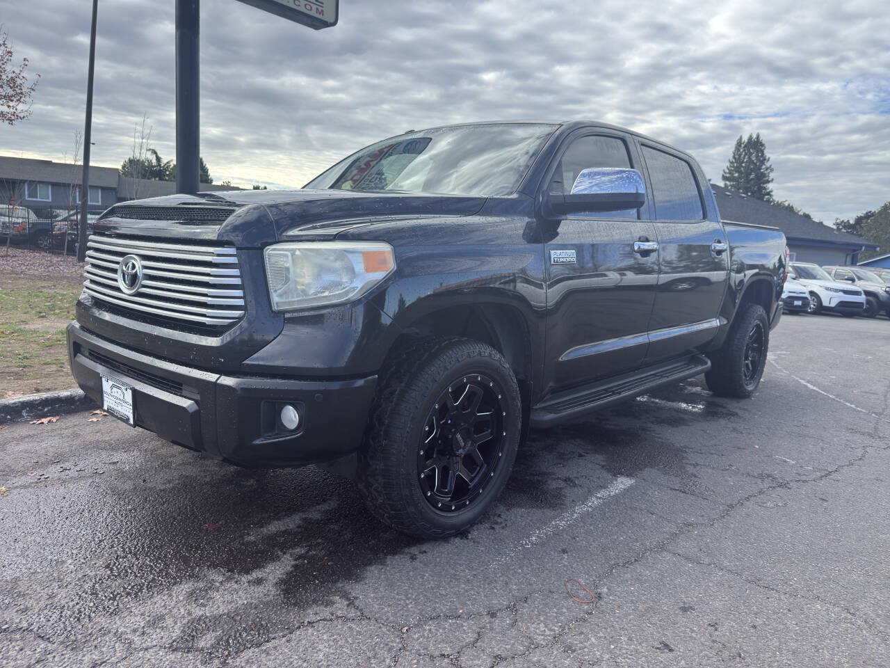 Used 2014 Toyota Tundra Platinum AWD/4WD image 1