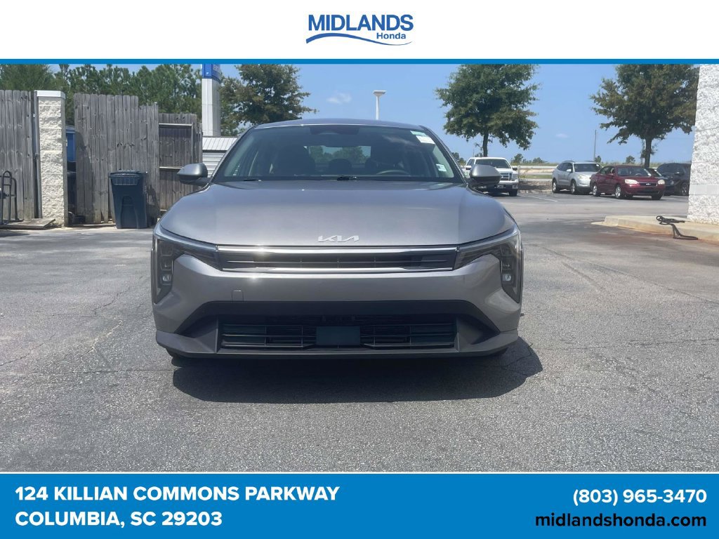 Used 2025 Kia K4 FWD image 2