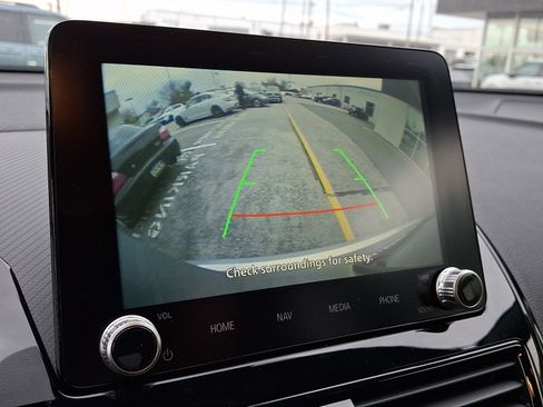 New 2025 Mitsubishi Eclipse Cross Black Edition image 18