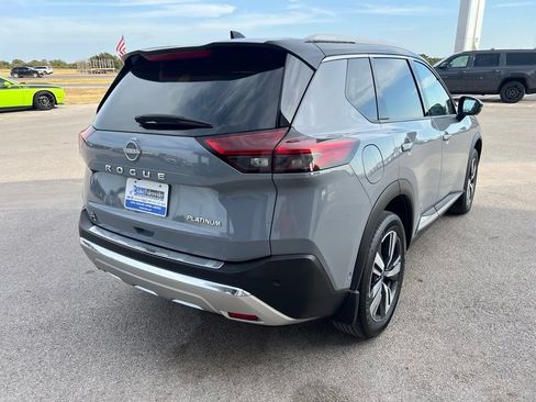 Used 2023 Nissan Rogue Platinum w/ Platinum Premium Package FWD image 8