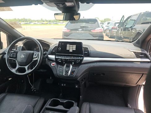 Used 2025 Honda Odyssey Sport-L image 10