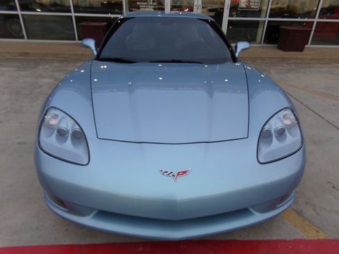 Used 2012 Chevrolet Corvette Coupe w/ 3LT Preferred Equipment Group image 2