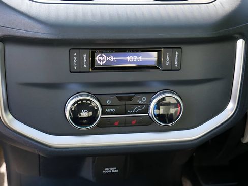 Used 2025 Ford Expedition Max Platinum w/ Platinum Ultimate Package AWD/4WD image 15