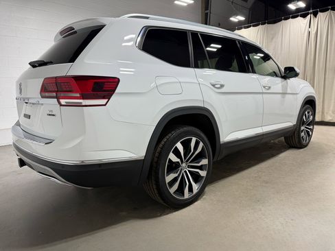 Used 2019 Volkswagen Atlas SEL Premium image 4