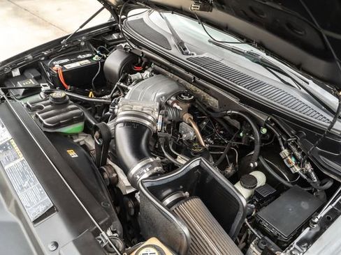 Used 2002 Ford F150 Harley-Davidson image 36