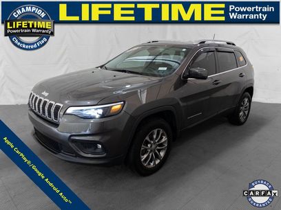 Used 2019 Jeep Cherokee Latitude Plus w/ Comfort/Convenience Group