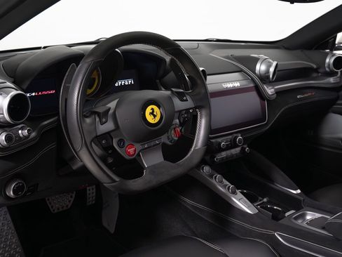 Certified 2018 Ferrari GTC4Lusso image 18