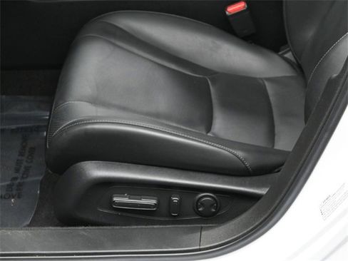 Used 2024 Honda Accord Touring image 11