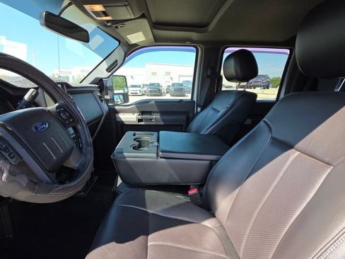 Used 2016 Ford F250 Lariat w/ Lariat Ultimate Package AWD/4WD image 11