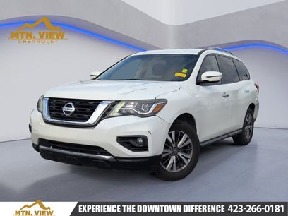 Used 2017 Nissan Pathfinder SL