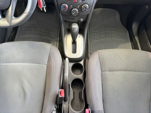 Used 2016 Chevrolet Trax LS FWD image 17