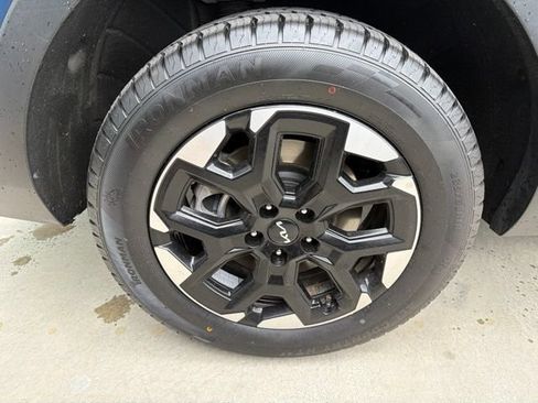 Certified 2024 Kia Sorento S AWD/4WD image 30