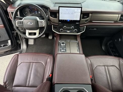 Used 2024 Ford Expedition Limited AWD/4WD image 21