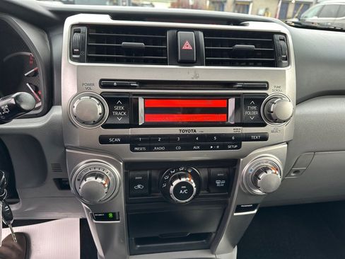 Used 2013 Toyota 4Runner SR5 image 24