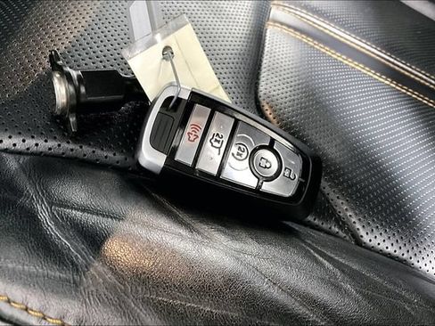 Used 2022 Ford Expedition Platinum RWD image 14