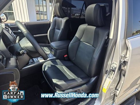 Used 2022 Toyota 4Runner Limited AWD/4WD image 6
