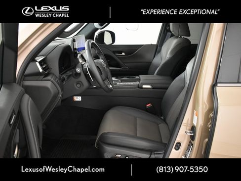 Used 2025 Lexus LX 700h Overtrail image 14