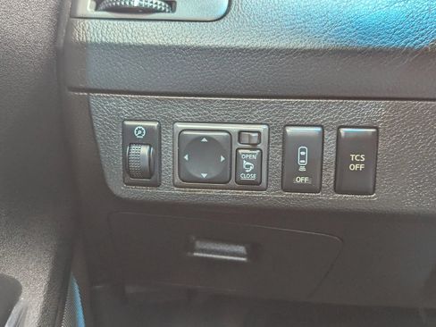 Used 2007 Nissan Maxima 3.5 SE w/ Driver Preferred Pkg FWD image 23