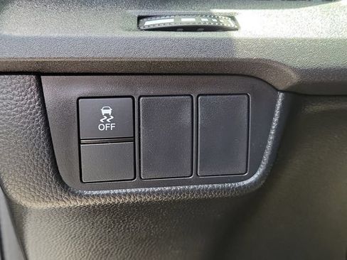 Used 2025 Honda CR-V LX image 11