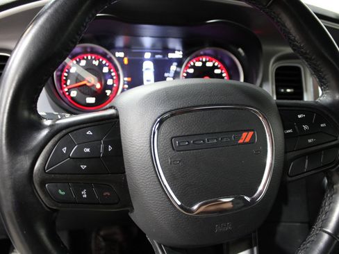 Used 2022 Dodge Charger SXT RWD image 22