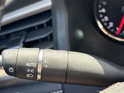 Used 2023 GMC Acadia Denali w/ Black Diamond Edition image 20