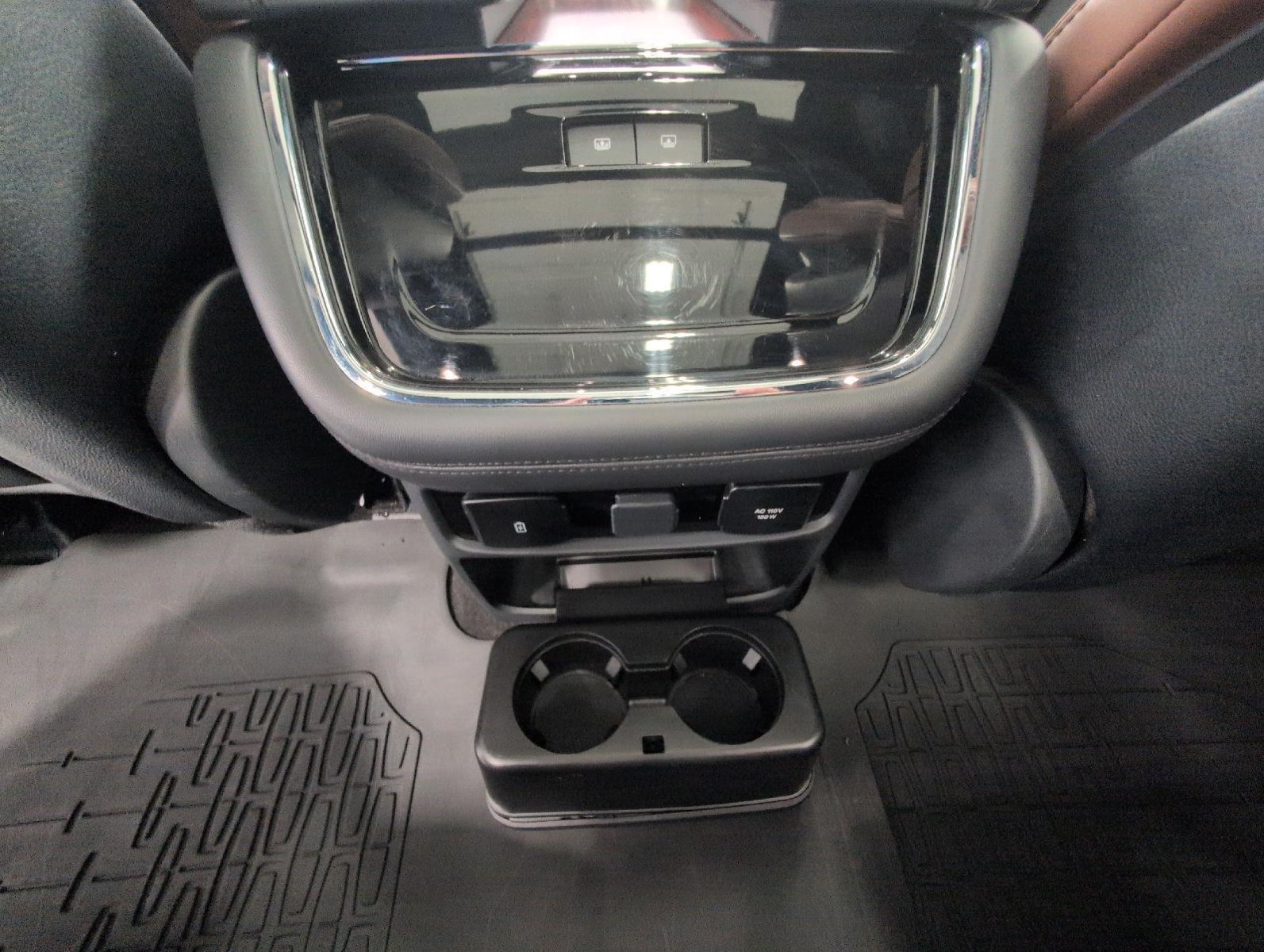 Used 2023 Lincoln Navigator Reserve AWD/4WD image 18