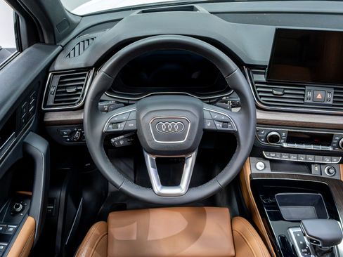 Used 2021 Audi Q5 Prestige image 58