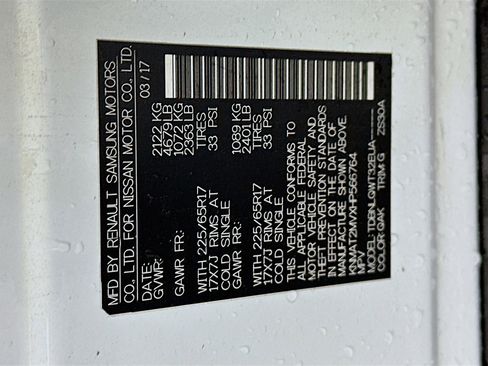 Used 2017 Nissan Rogue SV image 36