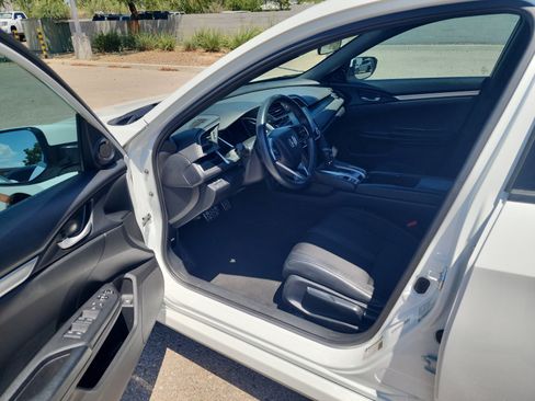 Used 2021 Honda Civic Sport image 14