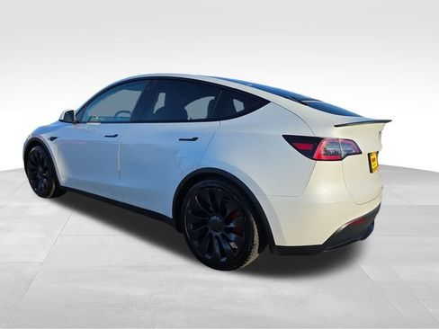 Used 2022 Tesla Model Y Performance image 6