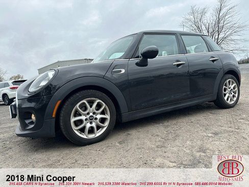 Used 2018 MINI Cooper 4-Door Hardtop w/ Signature Line Package image 2