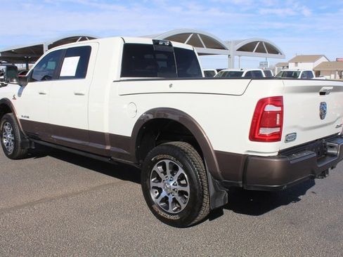 Used 2024 RAM 2500 Limited w/ Towing Technology Group image 8