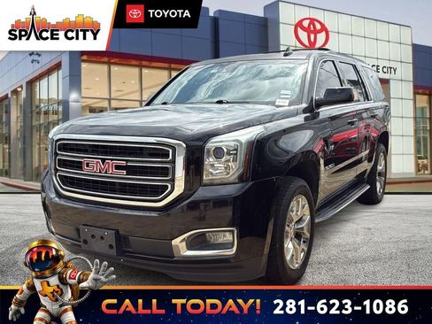 Used 2017 GMC Yukon SLT w/ Open Road Package AWD/4WD image 1