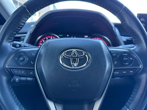 Used 2022 Toyota Camry XSE FWD image 24