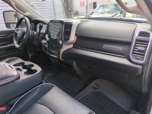 Used 2024 RAM 2500 Laramie w/ Safety Group image 31