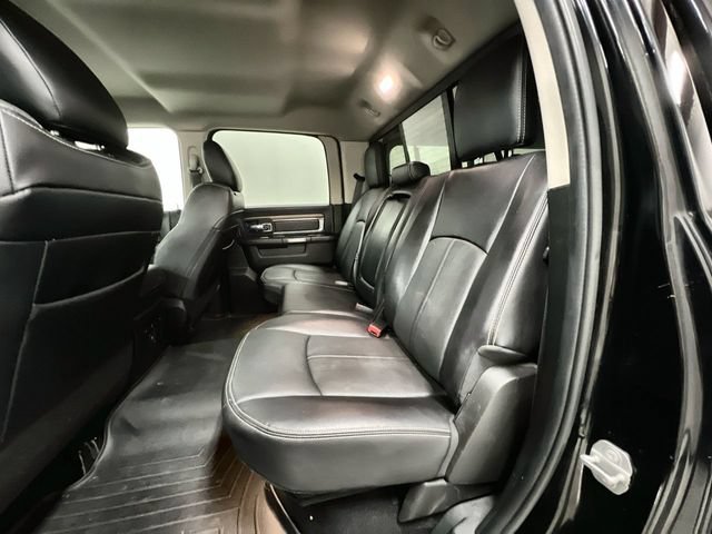 Used 2019 RAM 1500 Laramie w/ Convenience Group AWD/4WD image 25