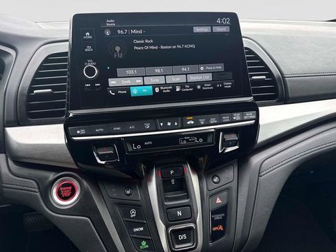 Used 2025 Honda Odyssey Sport-L image 26