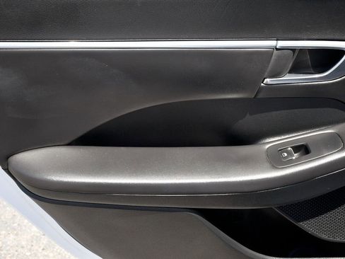 Used 2023 Hyundai Sonata SEL image 11