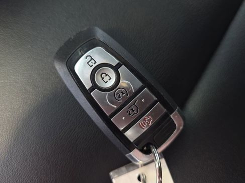 Used 2023 Ford Explorer XLT w/ Equipment Group 202A image 38