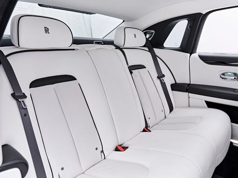 Used 2026 Rolls-Royce Ghost AWD/4WD image 72
